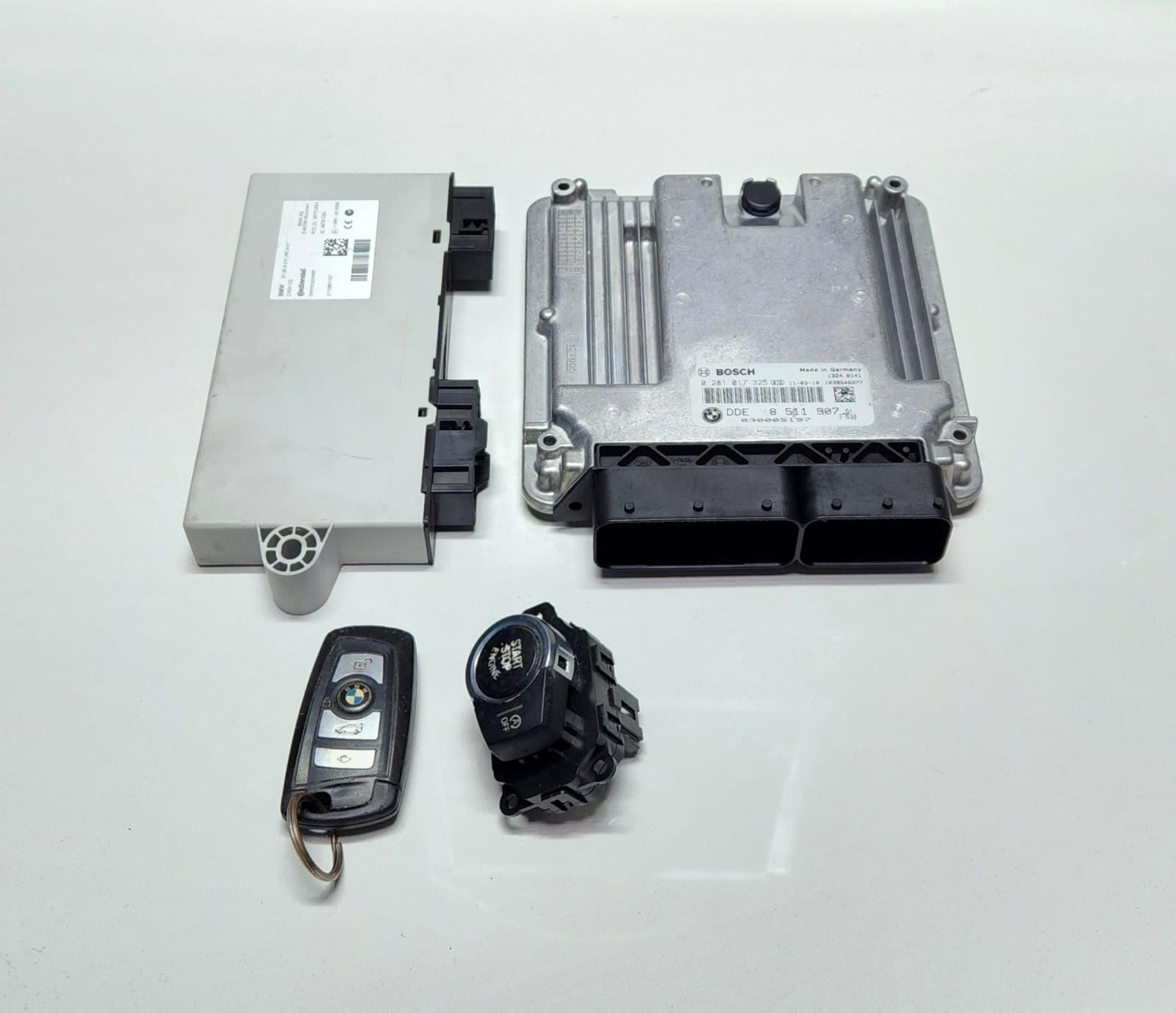 2010-2017 BMW X3 3.0d N57 Engine Control Unit 8511907 F10 F11 530d F25 OEM