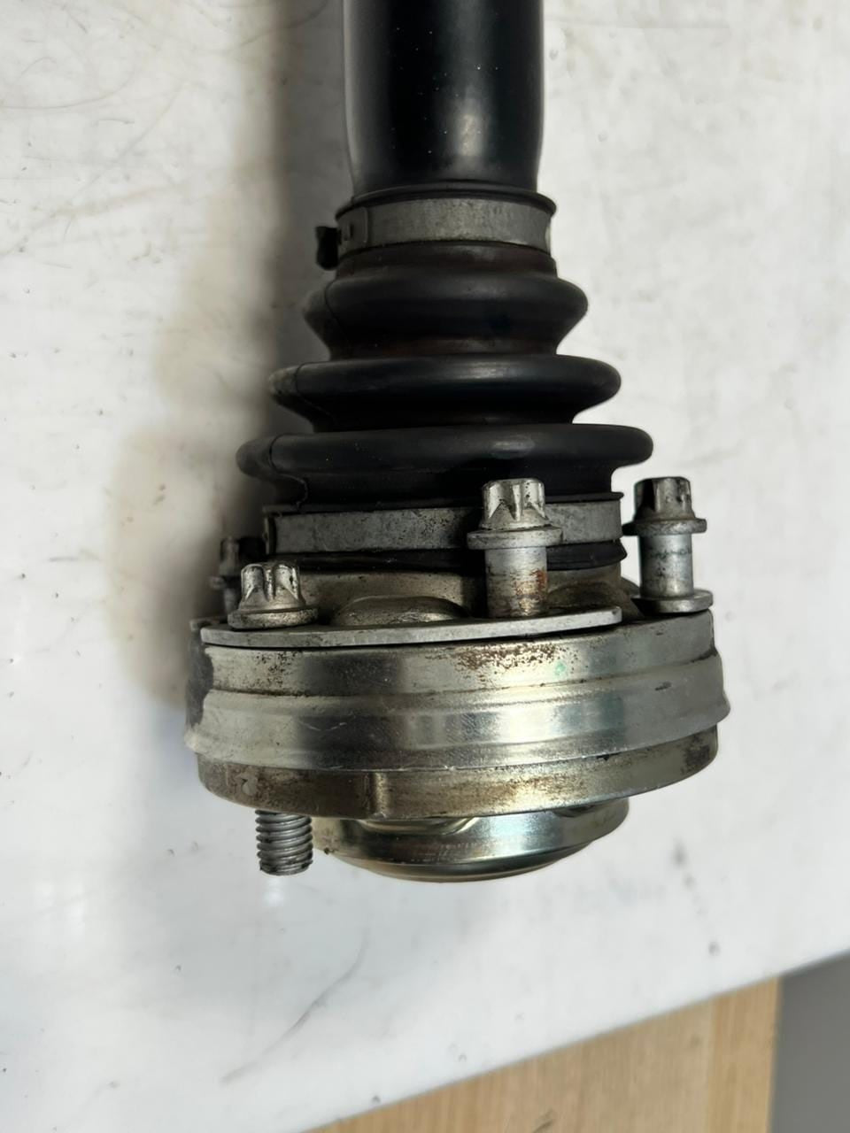 BMW 3' Z4 E89 N54 35i sDrive Rear Left Suspension Axle Shaft 7587791 RHD OEM