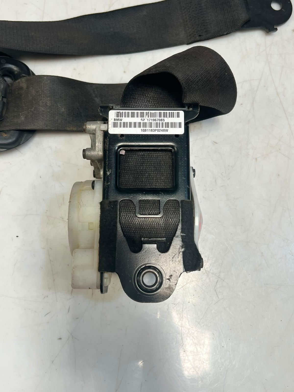 2006-2013 BMW X5 E70 Front Right Seat Belt Retractor 3061430