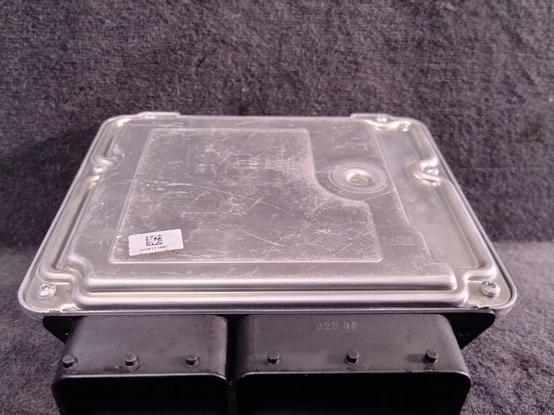 Automatic  BMW F10 F11 520d N47N 184HP Engine Control Unit ONLY  DDE 8574091