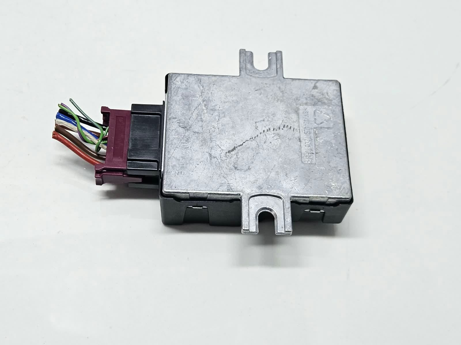 9452468-2019 BMW X5 G05 RHD Fuel Pump Control Module OEM