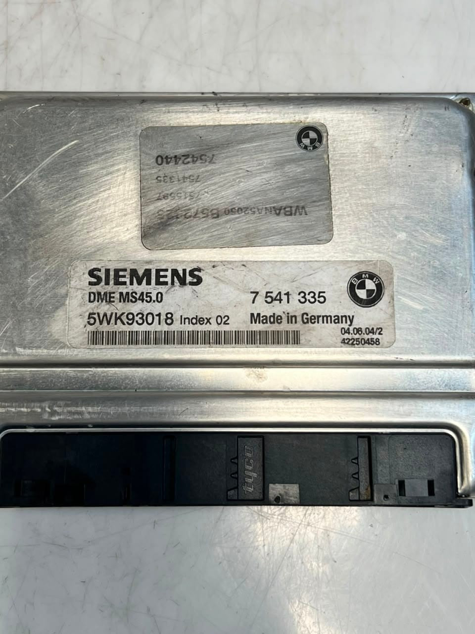 BMW X3 E83 5 Series E60 525i M54 Engine Control Module ECU ONLY 7541335 