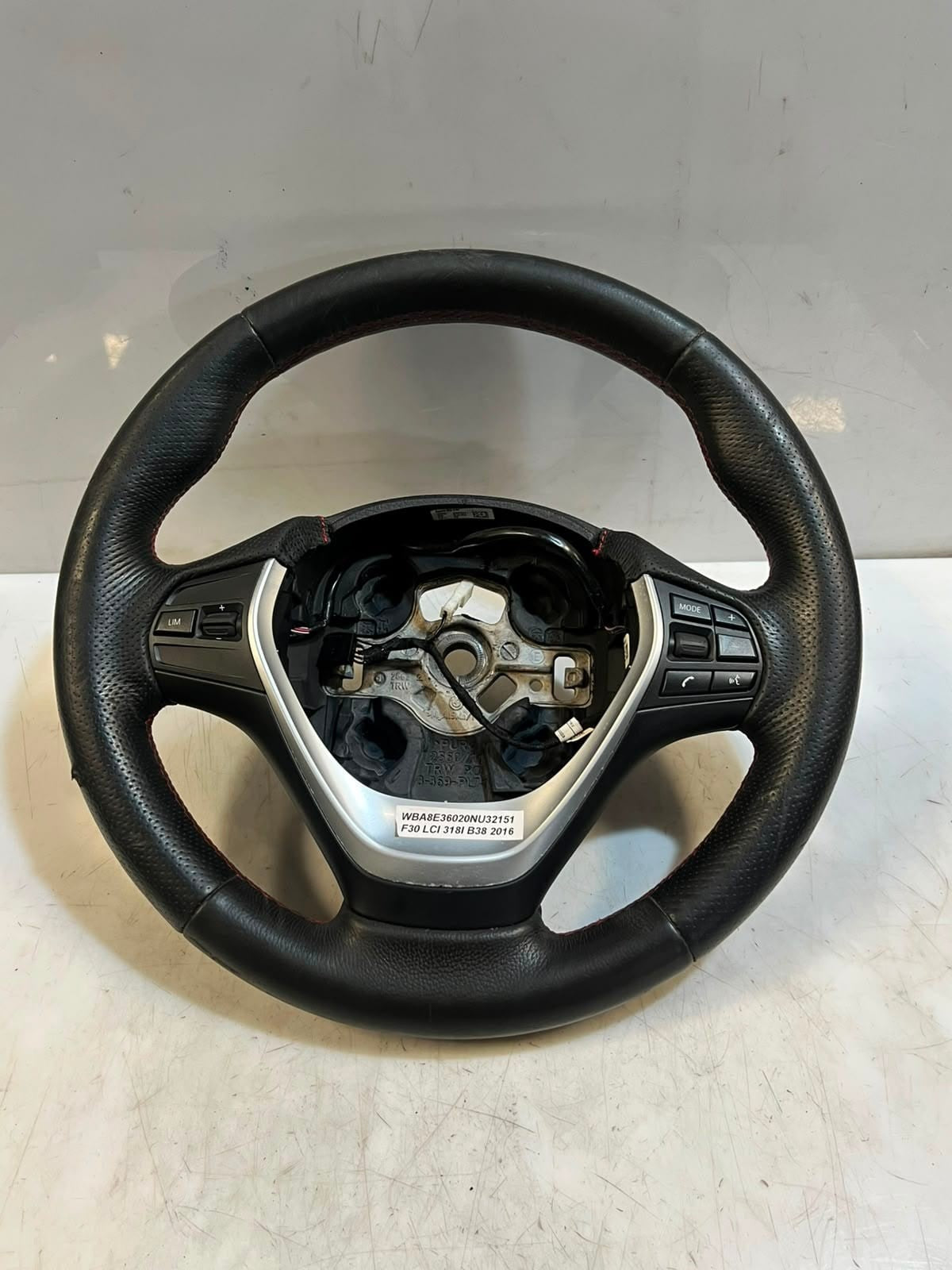 2015 BMW 1 3 4 Series F20 F21 F30 F32 F25 B38 Steering Wheel 62560184D OEM
