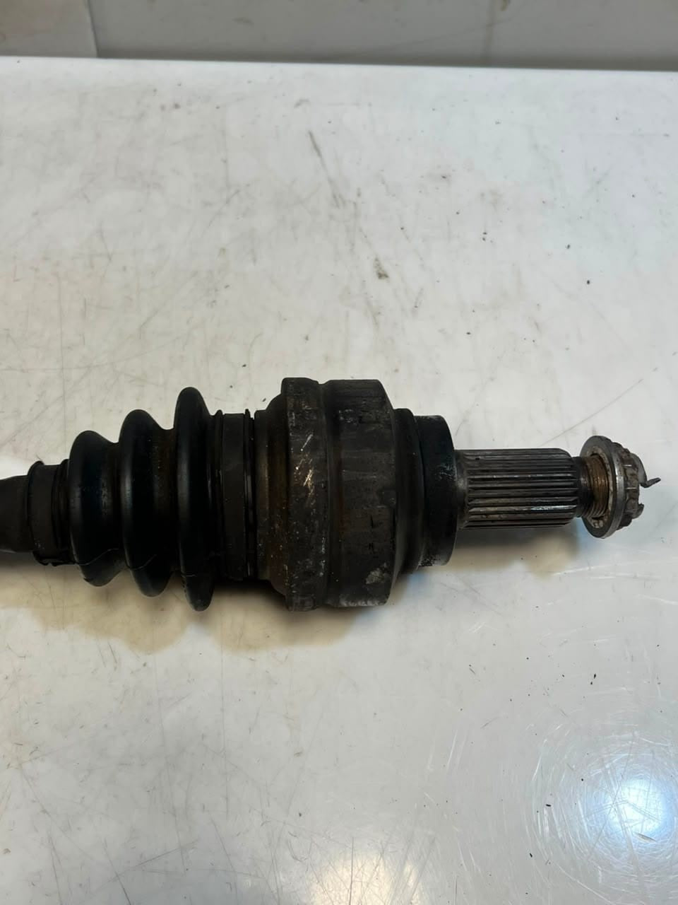 BMW 1' F20, F21, F30, F31, F34, and F36 Drive Shaft Rear Right AXLE 7628252