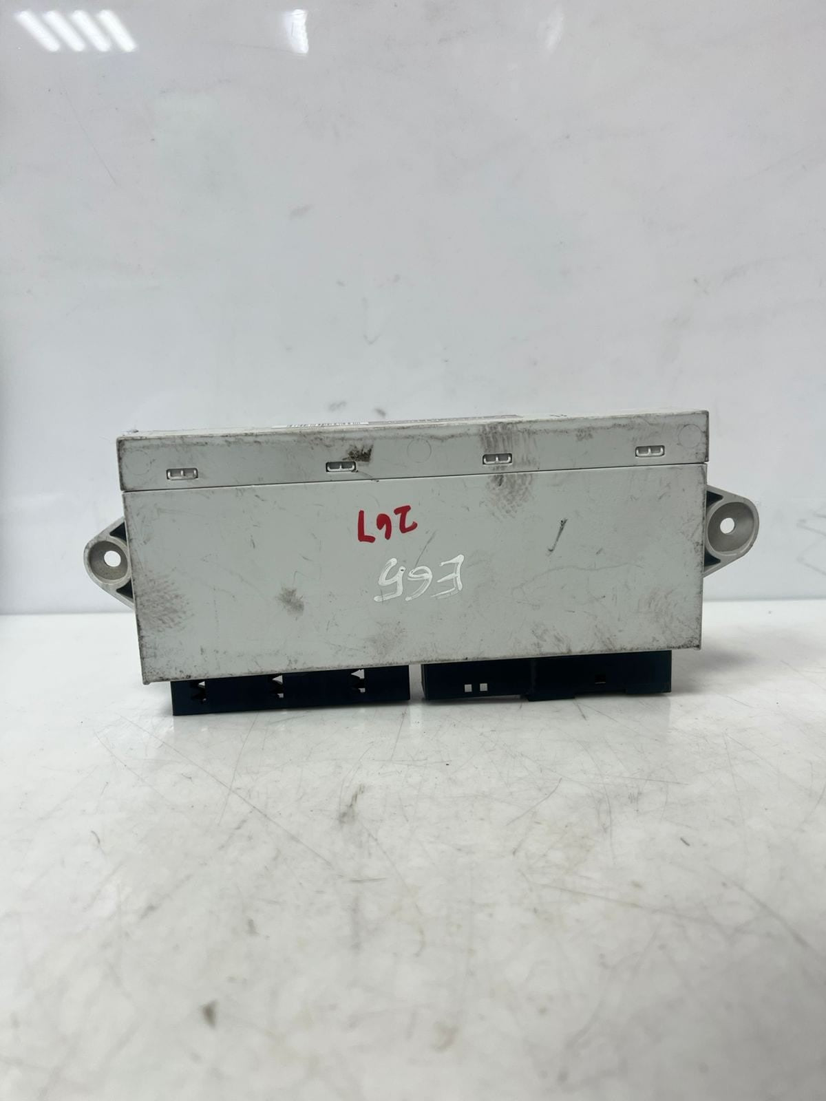 2002-2003 BMW 745i 745Li E65 series Front Door Control Module 6933267 OEM
