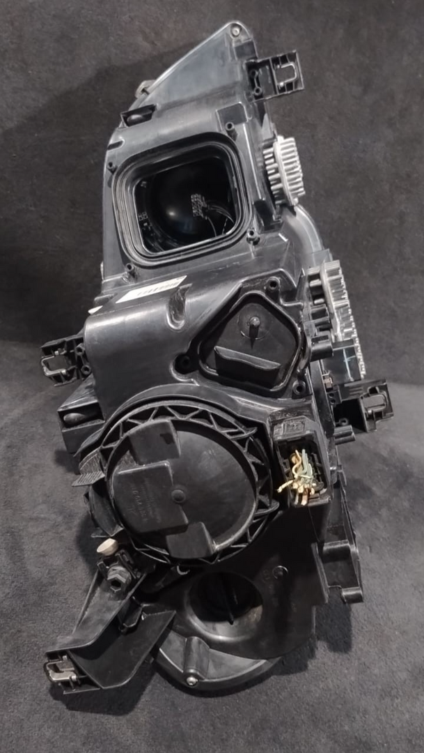 BMW X5 E70 LCI M SPORT LEFT XENON HEADLIGHT- 7721893 2013