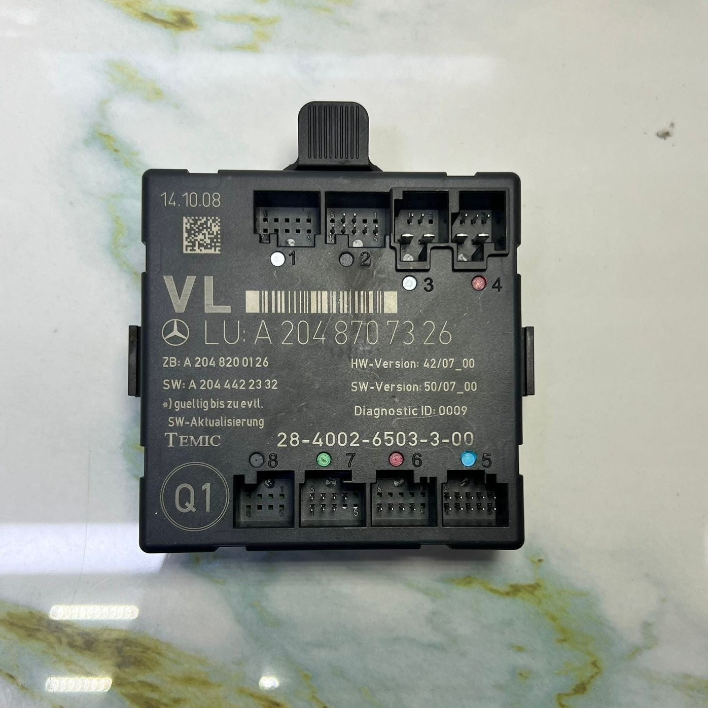 2008-2018 Mercedes-Benz C300 Door Control Module A2048707326 W204 C-Class and X2