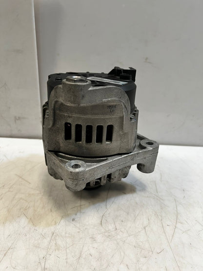 BMW 5 Series F10 F118 F25, 7 Series, X3, X5, and X6 Alternator FGN23S032 OEM
