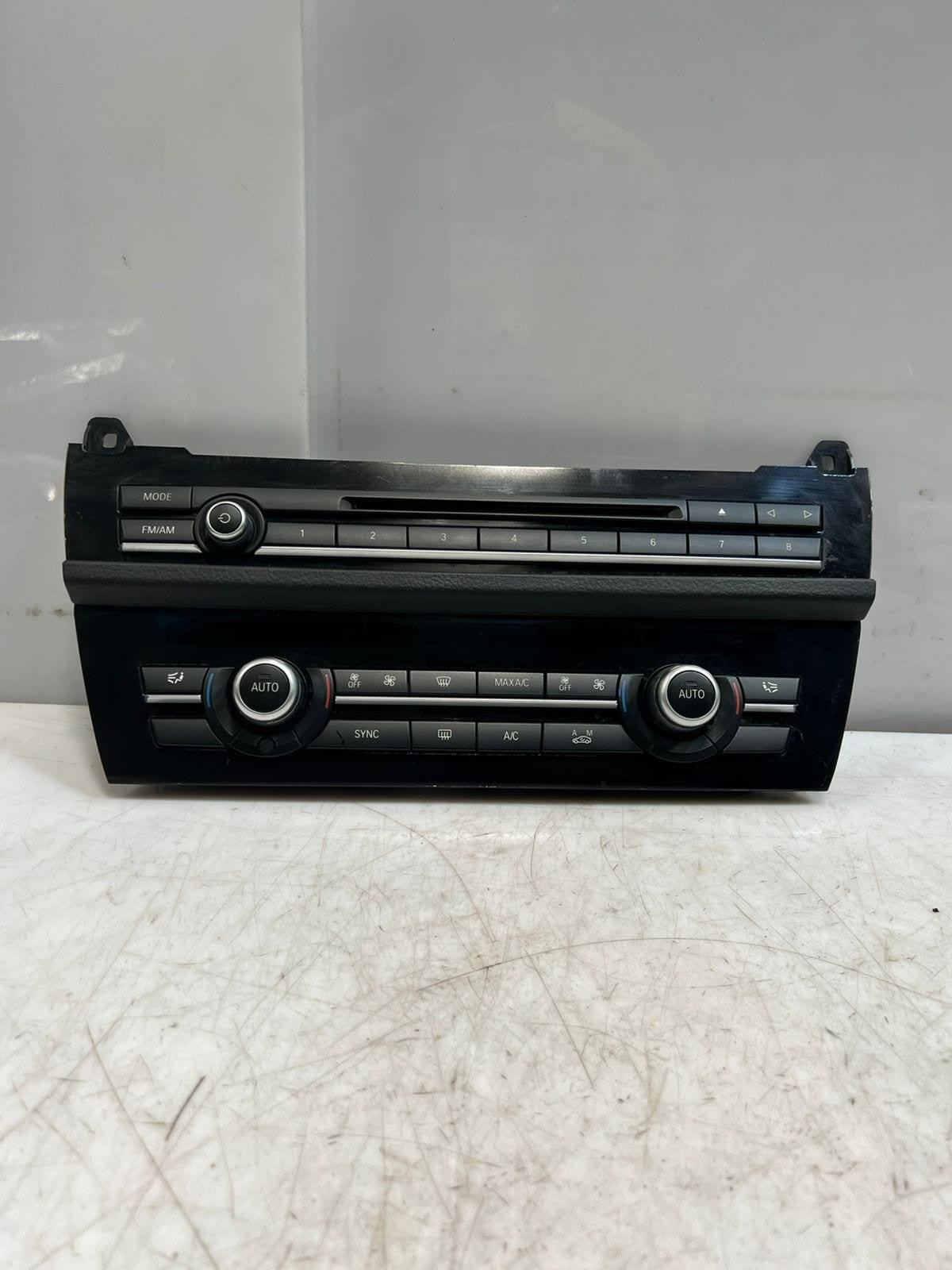 2009-2016 BMW 528i 5 Series F10 Sedan Control Panel Airflow 9352763 OEM