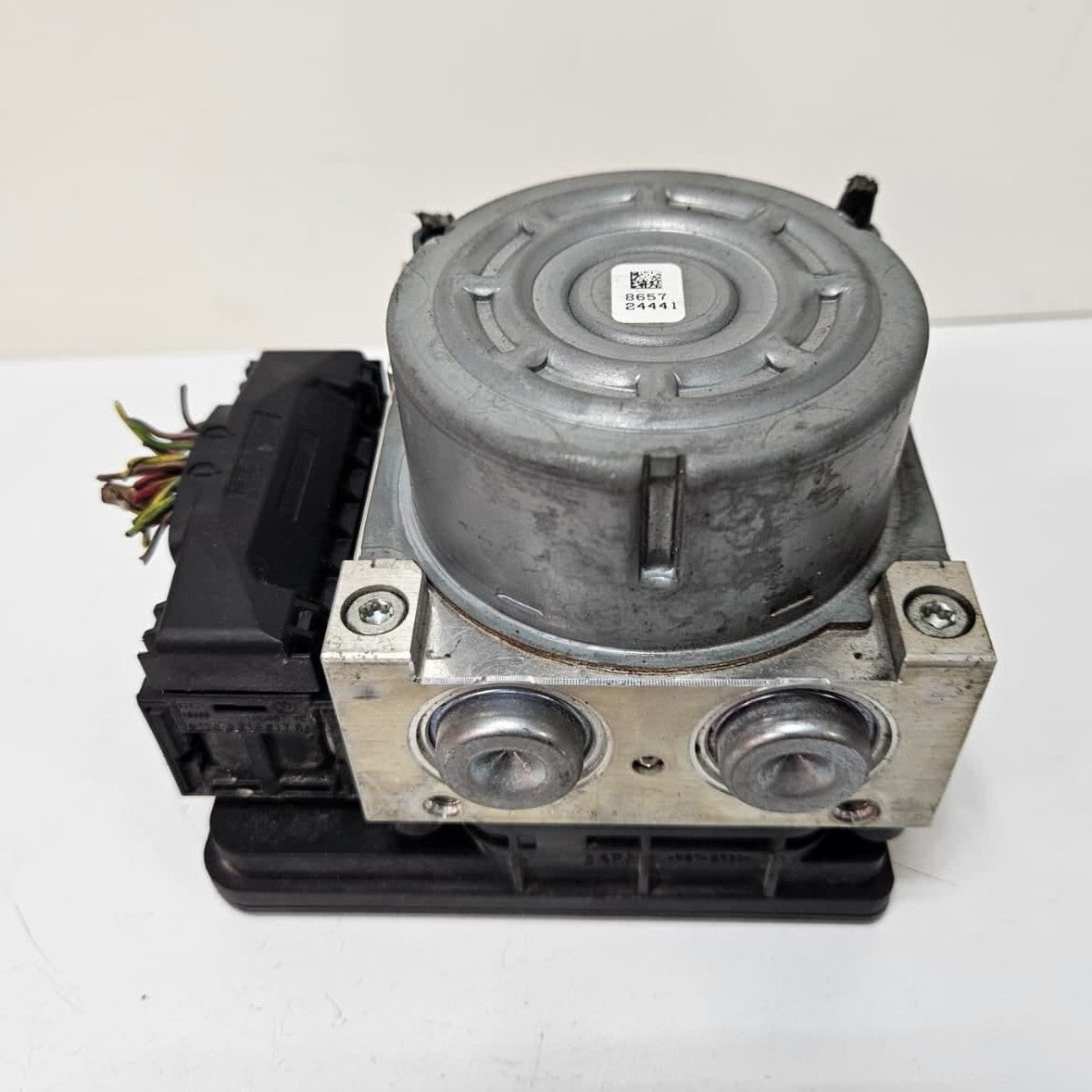 2014-2016 BMW F30 328i,328i ABS Anti-Lock Brake Pump Module 6870912