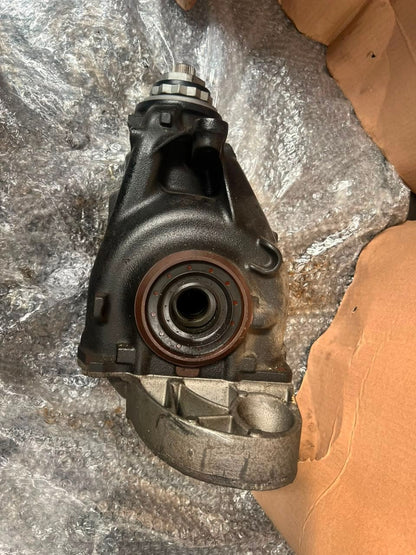 2010-2015 BMW X1 E84 Rear Differential 7592987 RATIO 3.91