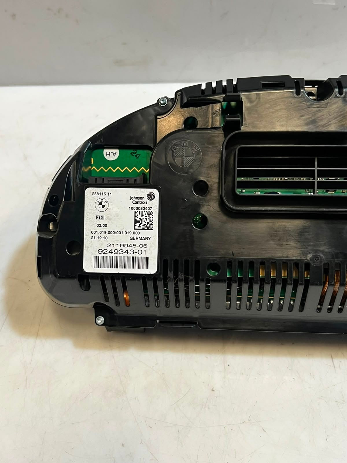2011-2016 BMW F10 5-Series 528i Instrument Cluster Speedometer 9249343 OEM