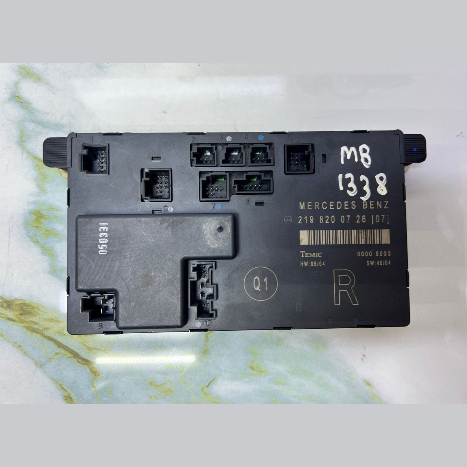2005-2010 Mercedes-Benz CLS500 Door Control Module A2198200726 CLS Class W219