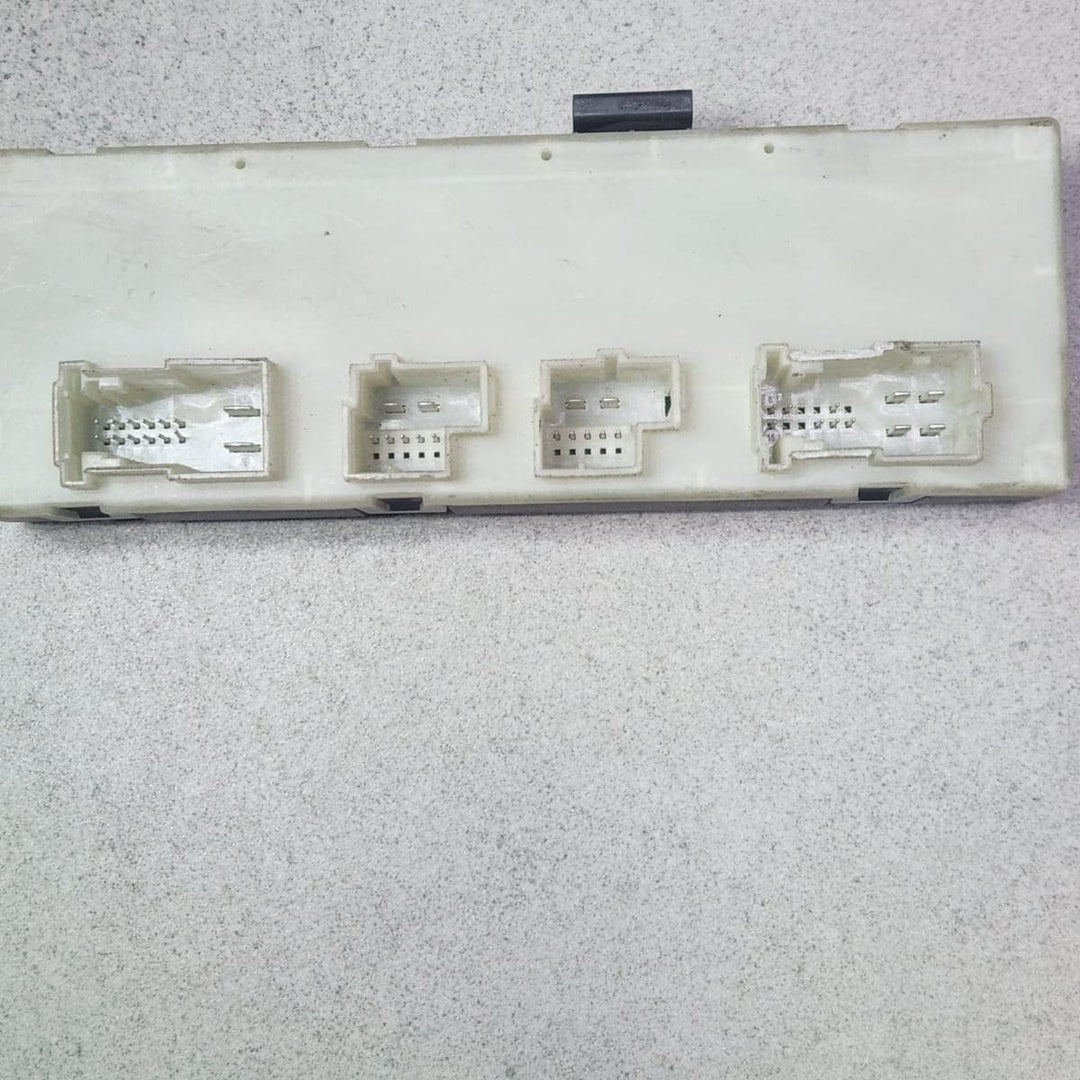 2017 BMW 530i Tailgate Control Unit 7496727 5 Series G30 G31 and 7 Series G11
