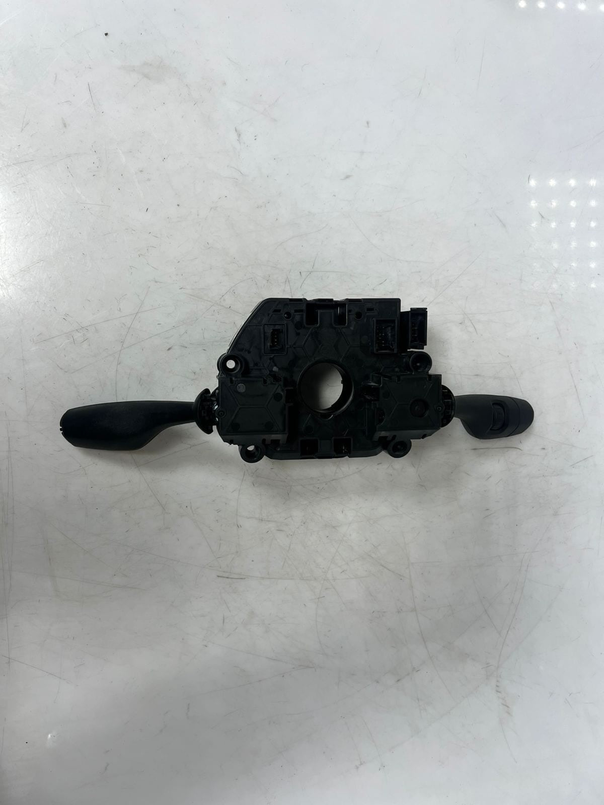 2015-2020 BMW X1 F45 F46 F48 X2 F39 X5 F15 F85M Steering Column Switch 6827372