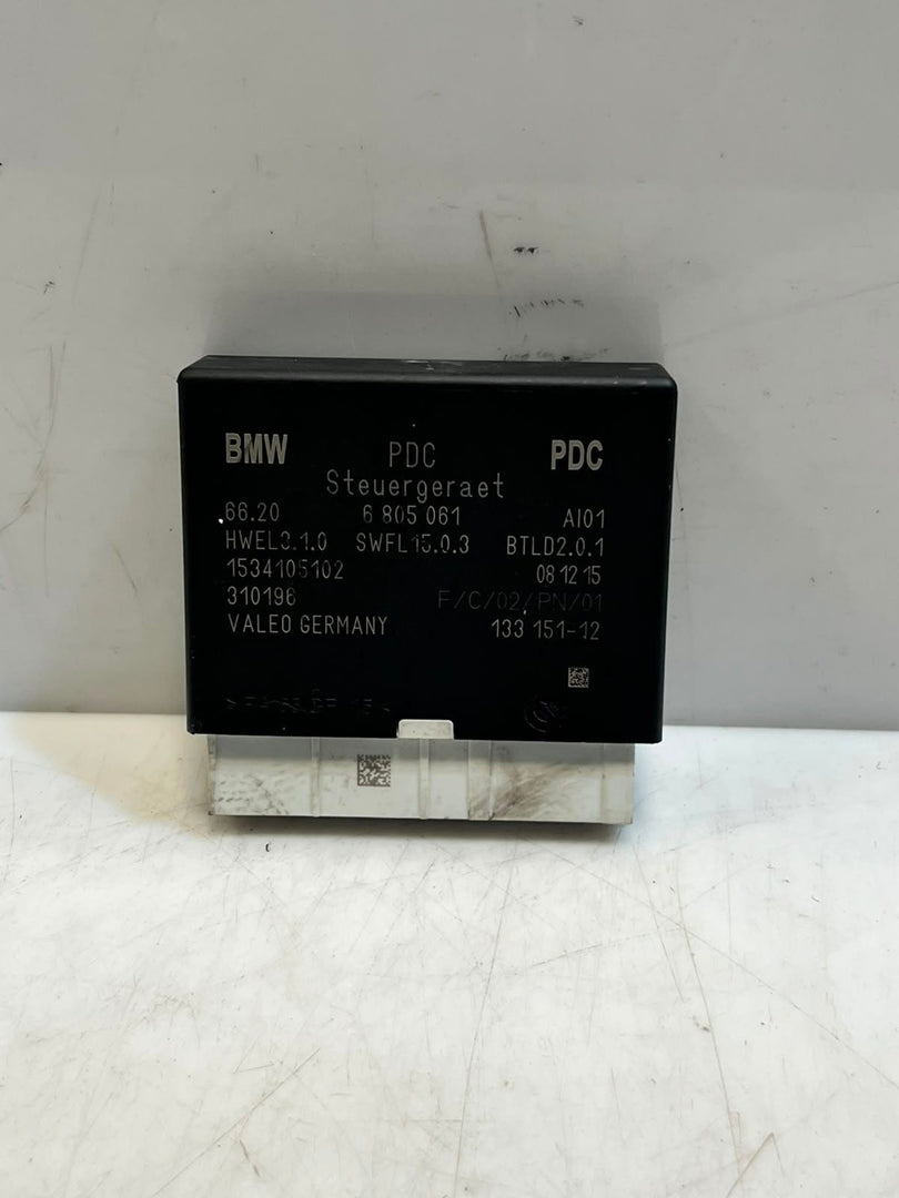 2011-2017 BMW X3 X4 F25 F39 F48 F45 F15 Parking Distance Control Module 6805061