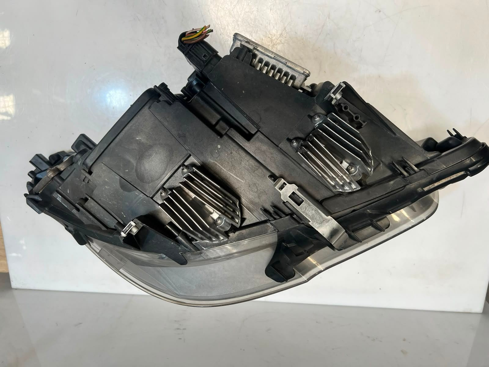 2010-2017 BMW 5 Series F07 535i GT 550i GT Xenon Headlight LEFT US 7199617