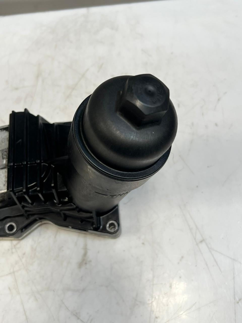BMW N47D20C E90 F30 F20 F10 Engine Oil FILTER HEAT Cooler Water-Cooled 8507626