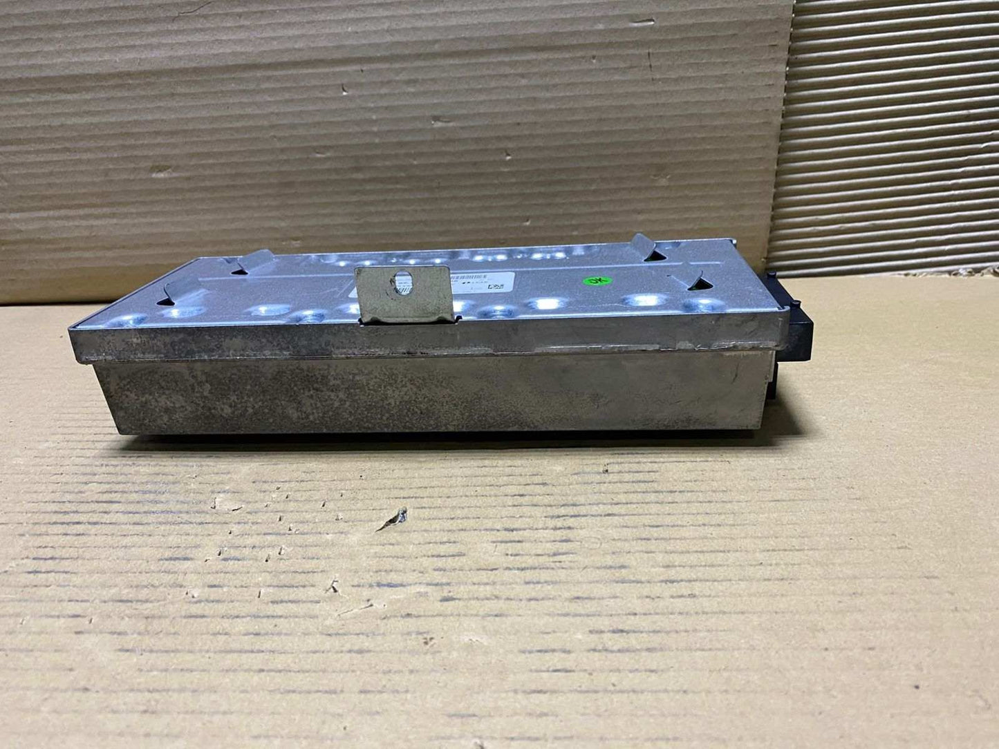 2009-2015 BMW 750i Audio Amplifier 9283656 F01 F02 740i 750i models