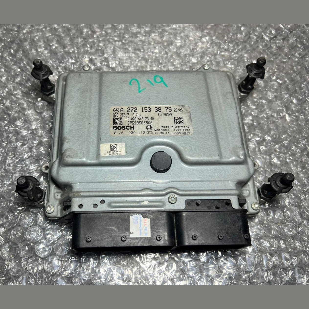 06-10 Mercedes-Benz W219 CLS Engine Control Module Unit ECM ECU A272 1533879 OEM