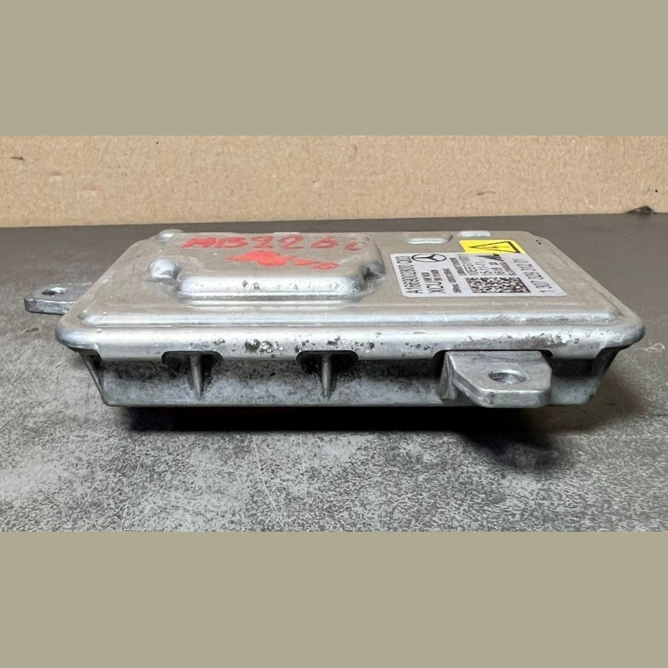 Mercedes Benz W166 Xenon Light Headlight Control Module Unit A166 9002800 OEM