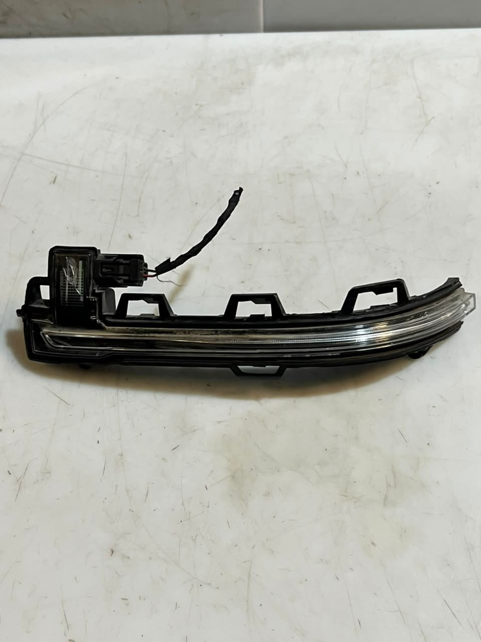 2018-2024 BMW X3 G01 X4 G02 X5 G05 X6 G06 G07 Mirror Turn Signal Light 7441439