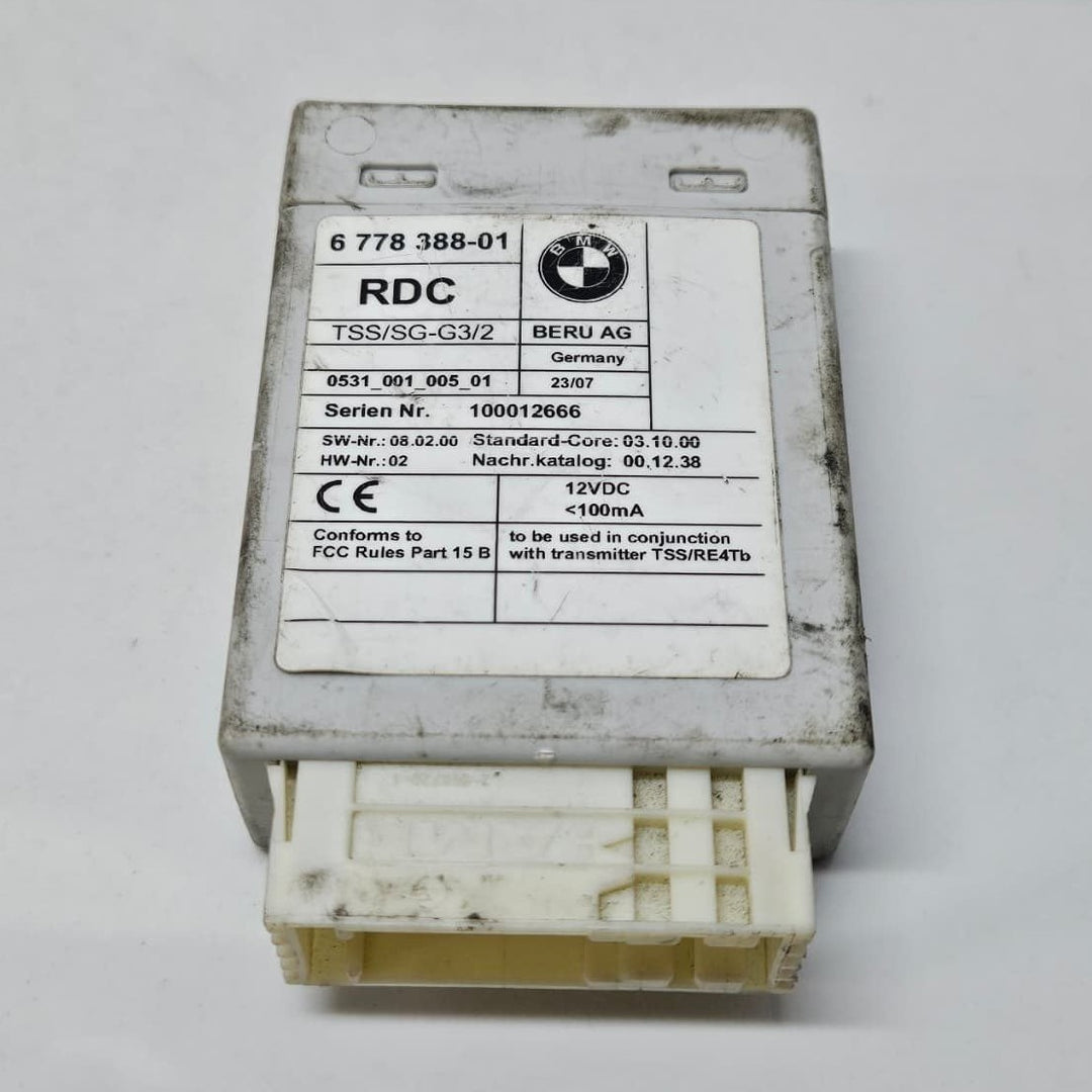 2007-2013 BMW E90 E91 E92 328i Tire Pressure Control Module 6778388