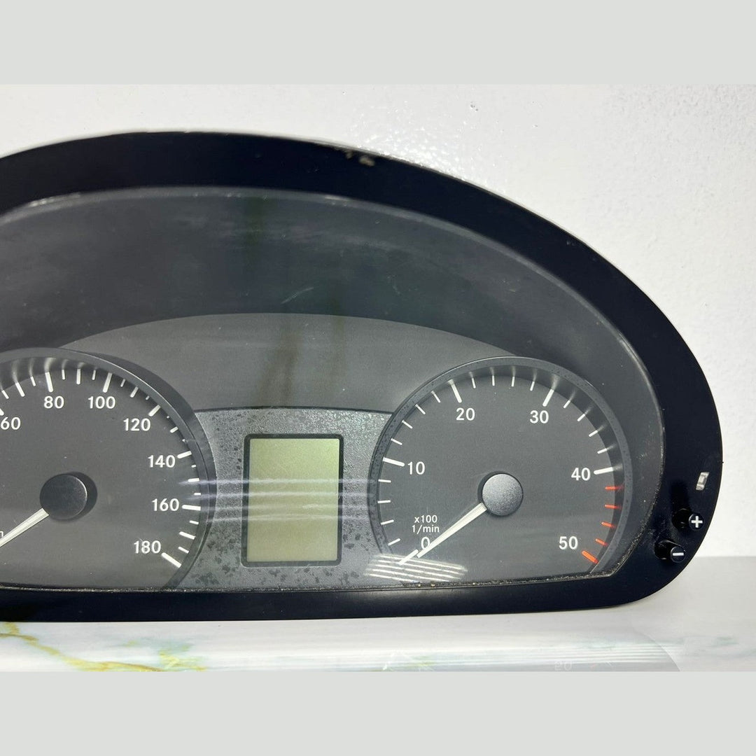06-14 Mercedes-Benz W906 Vito Instrument Cluster Speedometer A906 9005200 OEM