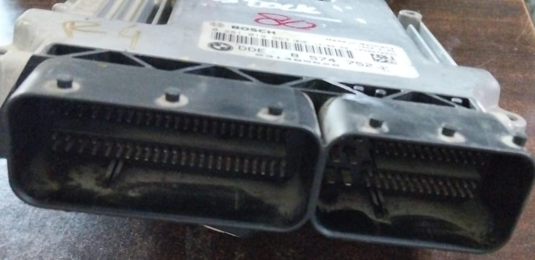 BMW 1 Series F20 2015 - 2019 2.0 Diesel Engine Control Unit ECU DDE 8574752