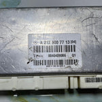 Bild in die Galerieansicht laden, 2012-2018 Mercedes-Benz CLS550 Air Suspension Control Module A2129007713 W218