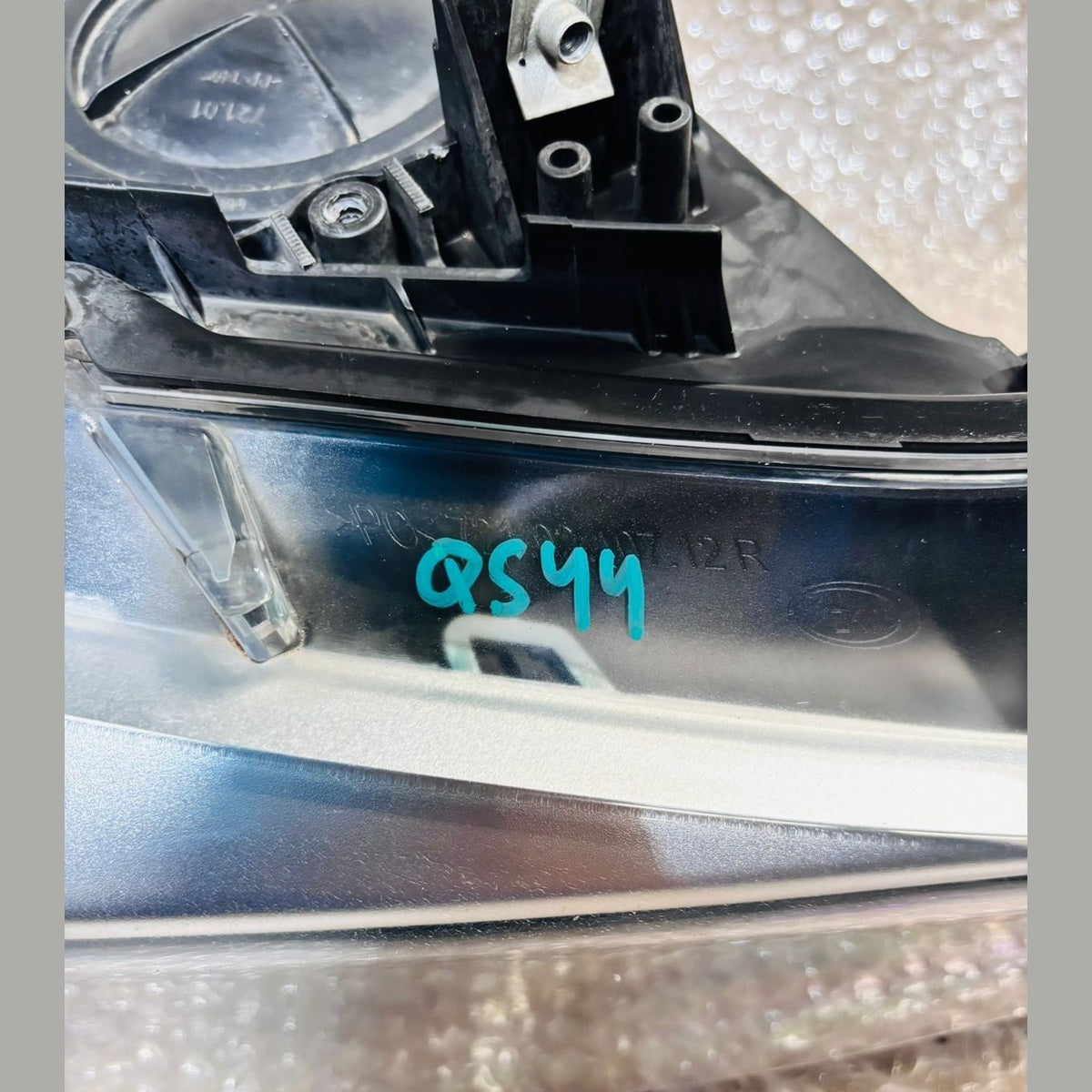 Bmw F30 320I F31 2012 NONE XENON Normal Headlight RHS 7259540