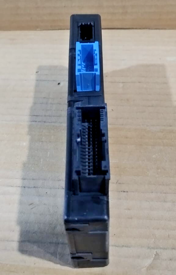BMW F10 F11 CENTRAL GATEWAY MODULE ZGW 61359267516 OEM - 9267516