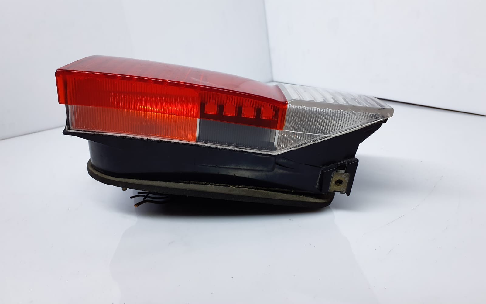 2496339 Tailgate rear/tail lights Fits for BMW 5 E39 LCI