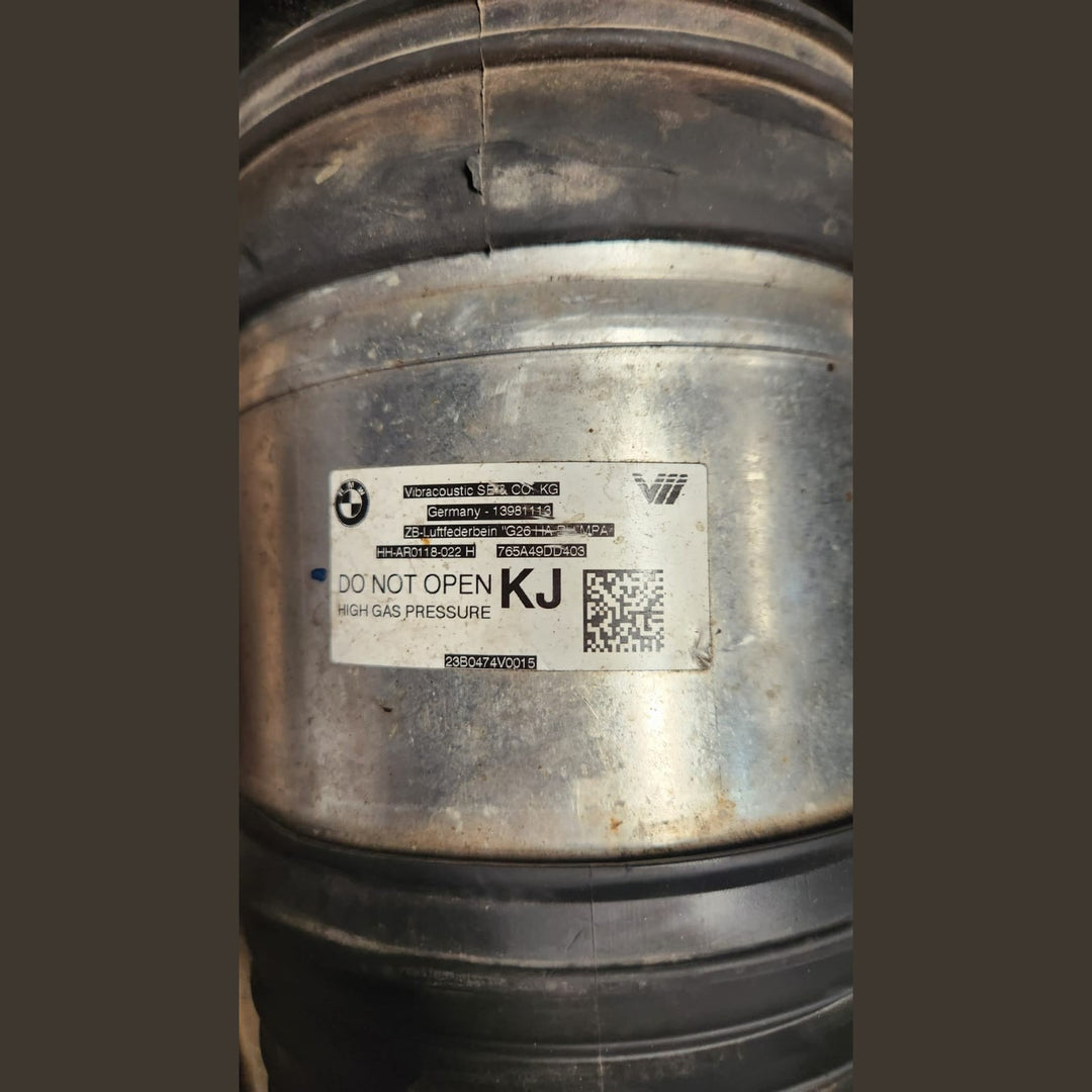 2022 BMW i4 Air Suspension Shock Absorber 5A49DD4 i4 G26 M50 REAR RIGHT 