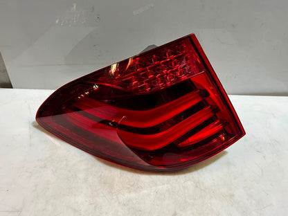 2010-2016 BMW 5' 550i GT F07 Rear Left Tail Light BACK LIGHT 89089345 OEM 