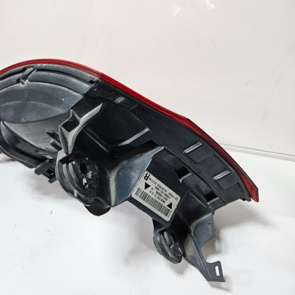 7296098-BMW 4 Series F32 F33 F36 M4 F82 Rear Taillight Rear Right LED