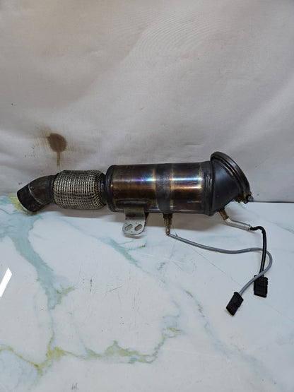 2016-2018 BMW 140i, 240i 340i B58 Gen1 engine Catalytic Converter 8629908 OEM
