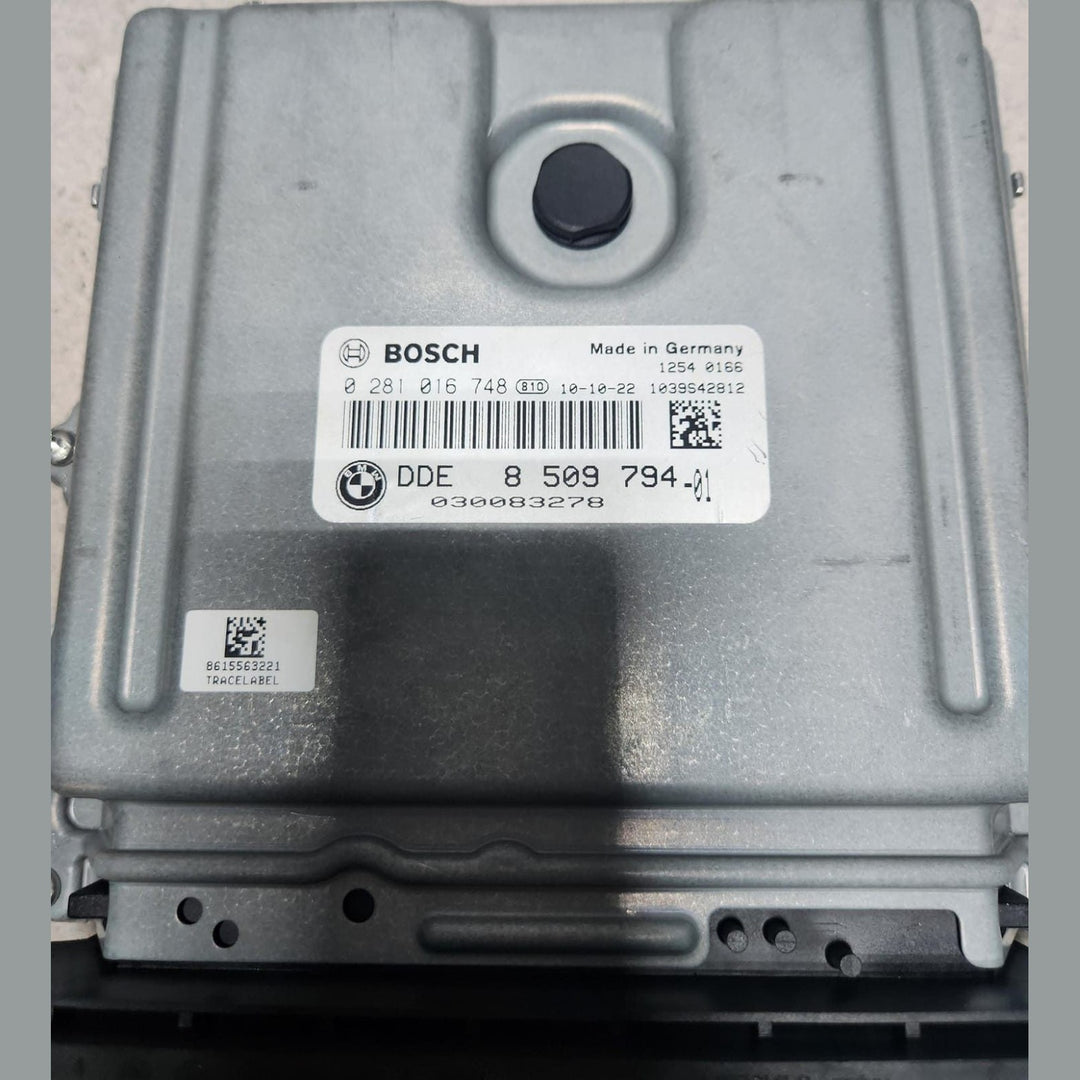BMW Engine Control Unit 8509794 F10 535d with N57S  ECU SET DIESEL 