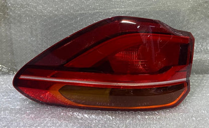 OEM BMW X1 F48 N/S RIGHT SIDE REAR TAIL LIGHT 7350716
