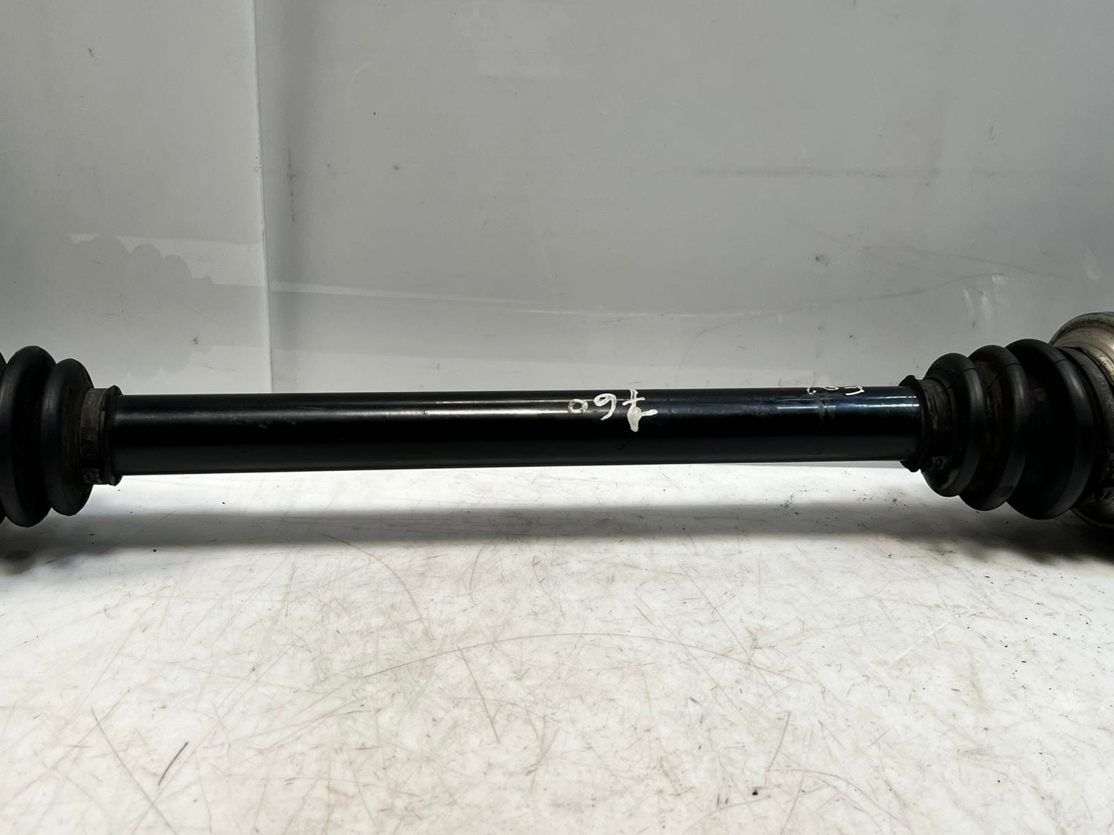 2013-15 BMW 7' F01 F03 F04 F02 Active Hybrid 7 Rear Right CV Axle Shaft 7566078