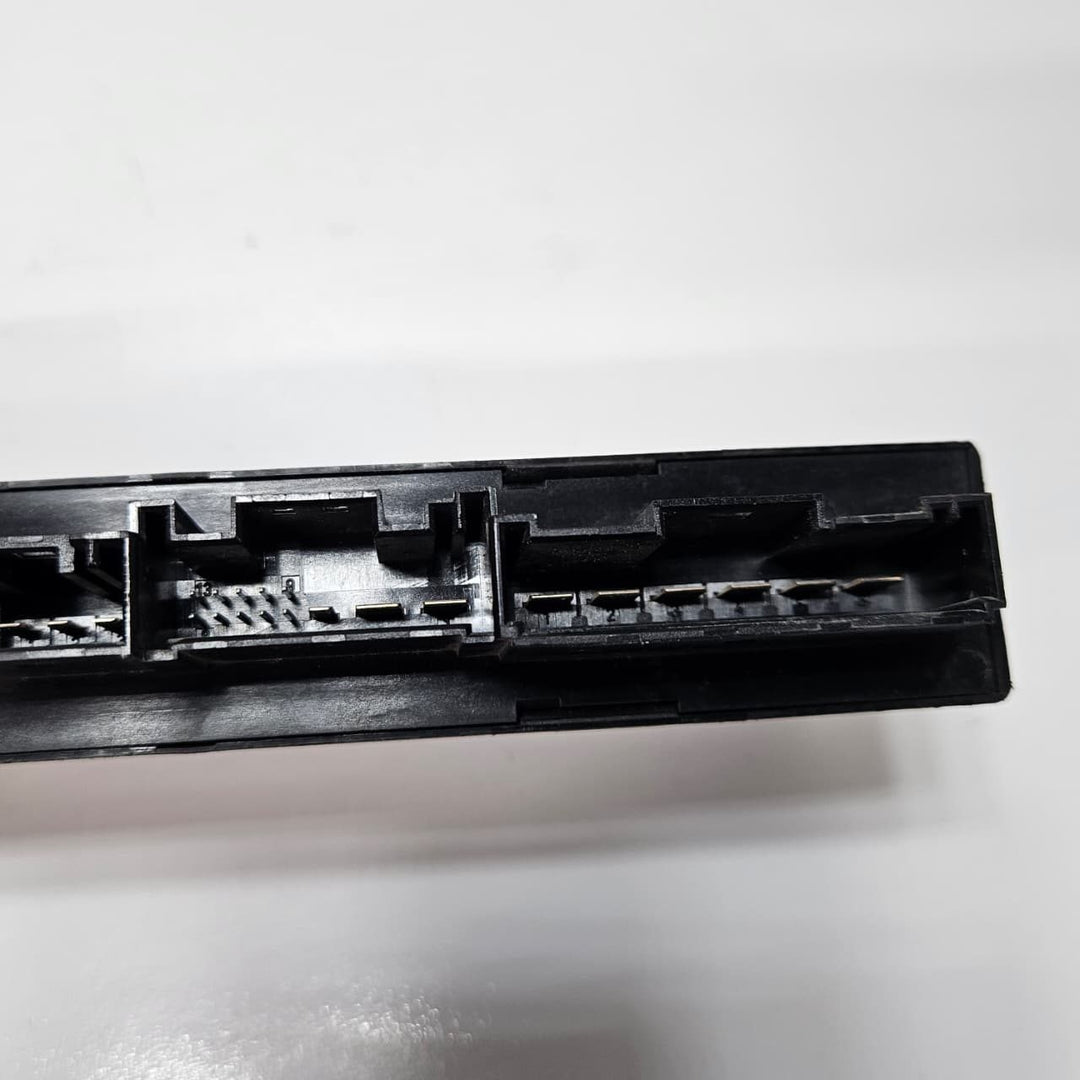 2010 BMW E60  528i, 528i xDrive Body Control Module 9176069