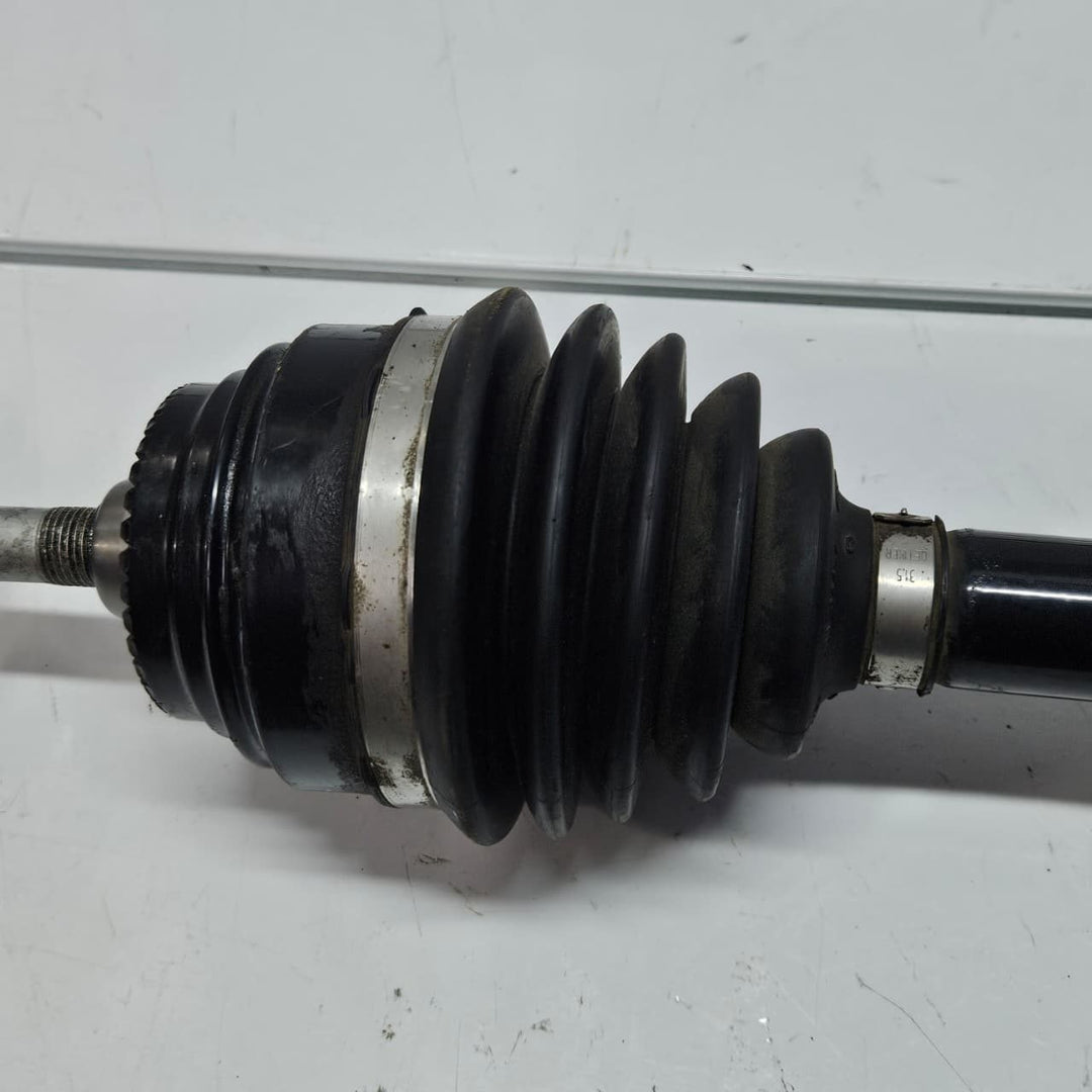 2018-2019 BMW 5 7 Series G30, F90 M550i G11, G12 xDrive Front Left Axle Shaft 86