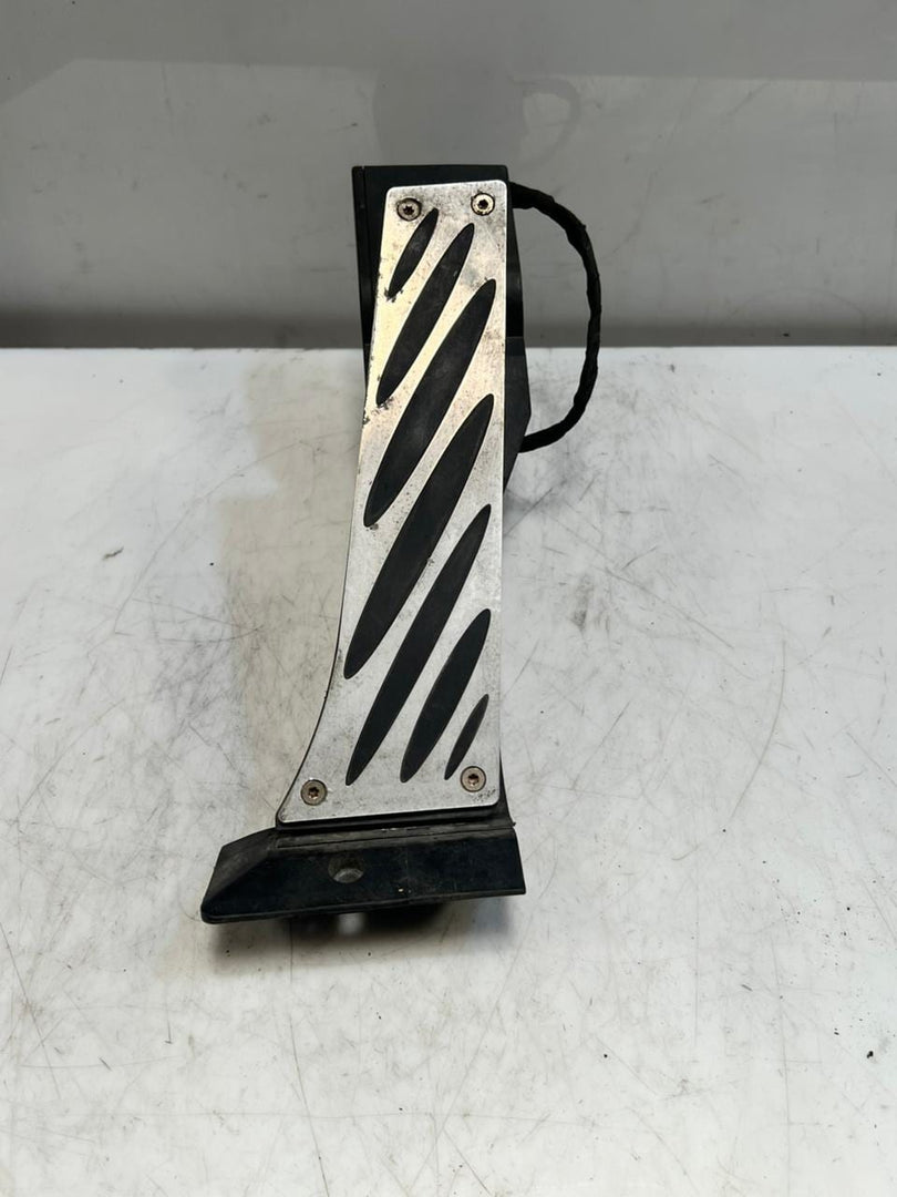 2007-2013 BMW 5 6 3 Series E63 E64 328i E60 E90 Accelerator Pedal 6772645 OEM