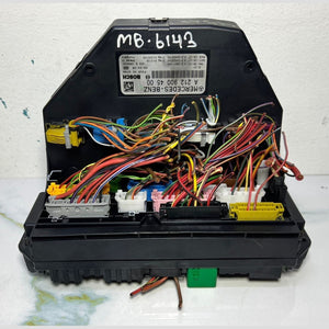 10-16 Mercedes-Benz W212 W204 Front SAM Module Relay Fuse Box A212 9004500 OEM