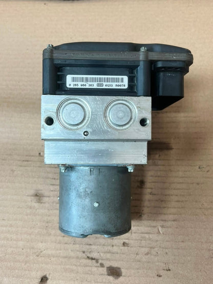 2010 BMW 5 Series F10 F11 4WD DXC DSC ABS CONTROL UNIT Pump 6799523 OEM