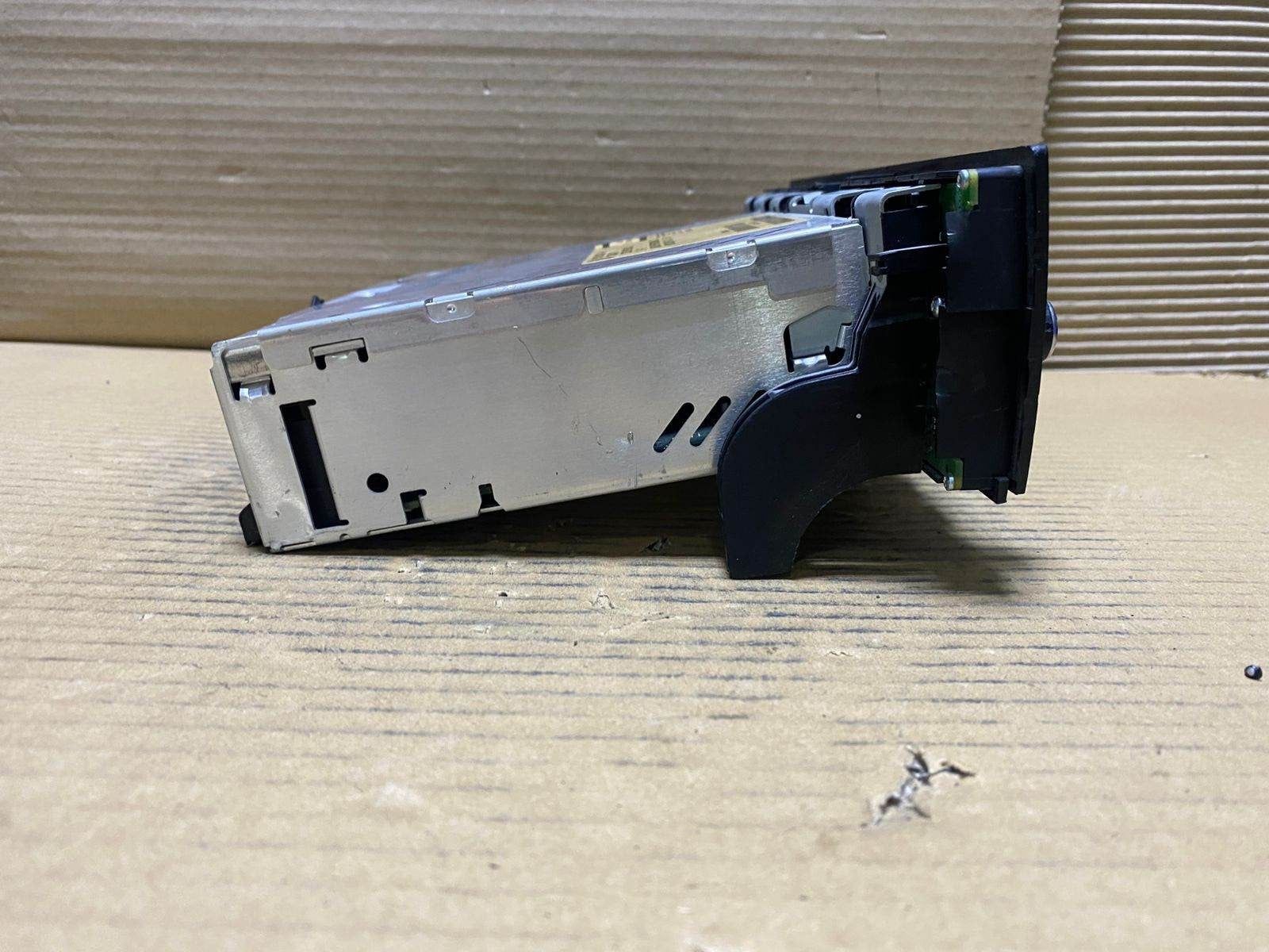 2010-2015 BMW X1 Radio Cd Professional 9243916 3 Series E90 E91 E92 E93 E84