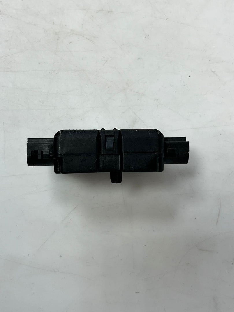 2018 BMW 3 8 X4 X5 SERIES G20 G21 G14 G15 G16 G02 G05 TRAP CIRCUIT 6832256