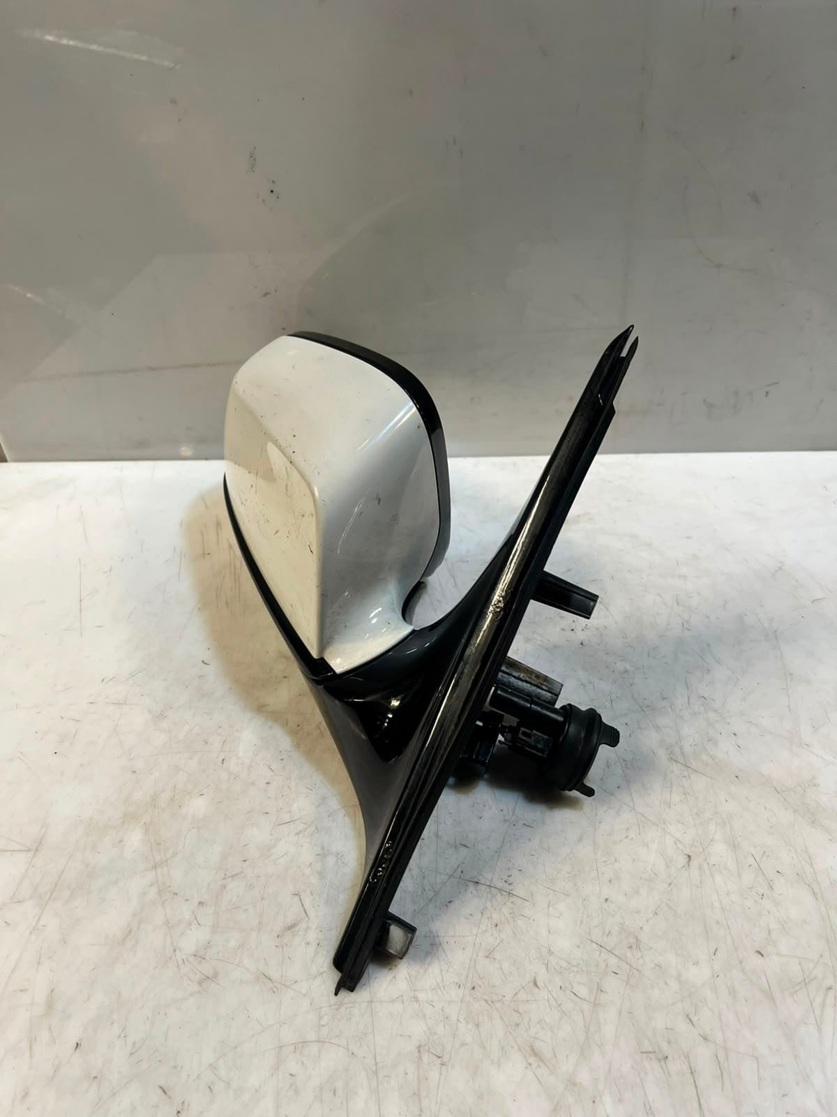 2009-2012 BMW F01 750i N63 Right Side Door Mirror F0152402U6680 USA OEM