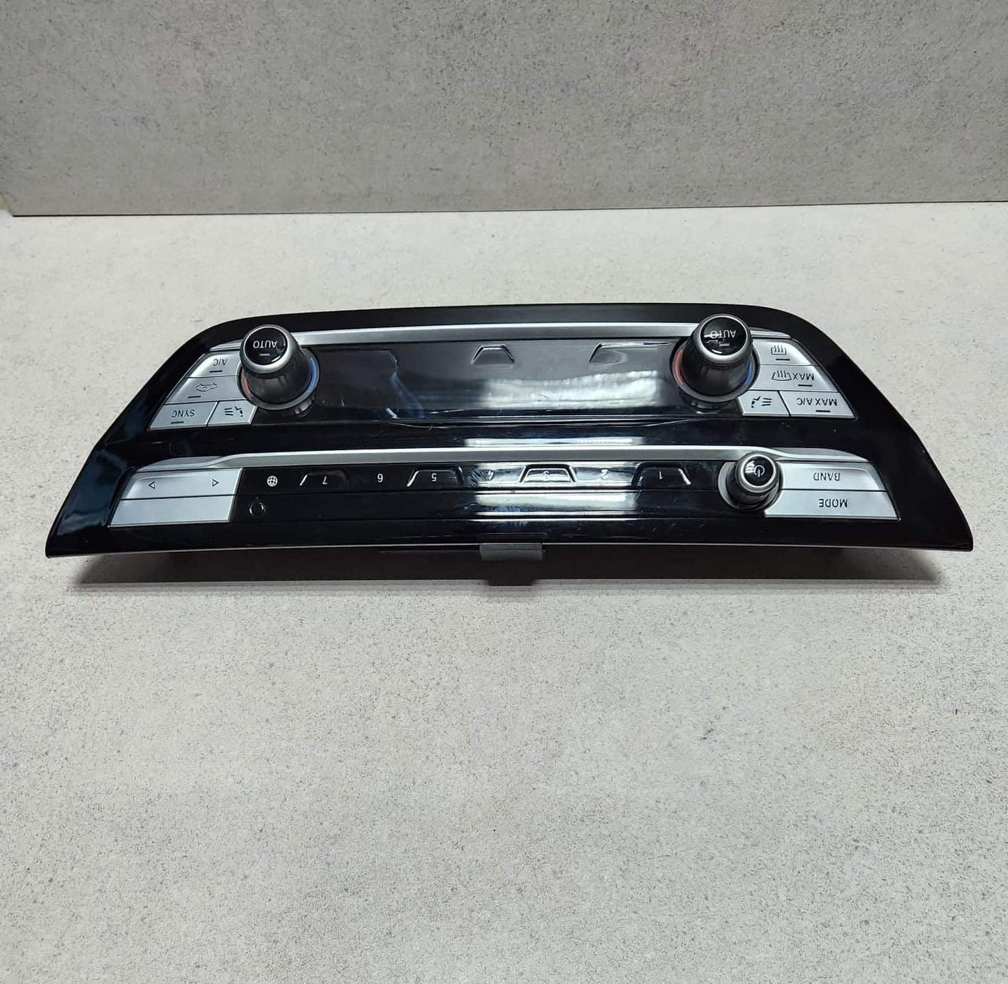 2017-2020 BMW 530i Ac Panel Control 5A09B29 G30 5 Series