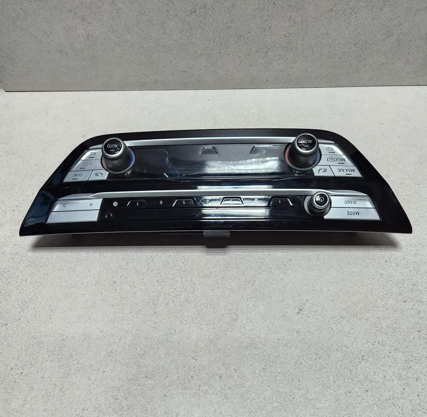 2017-2020 BMW 530i Ac Panel Control 5A09B29 G30 5 Series